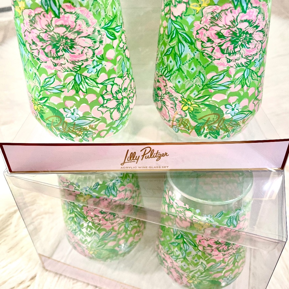 Lilly Pulitzer "Acrylic Wine Glass Set of Four in Lime Feeling Good” NWT